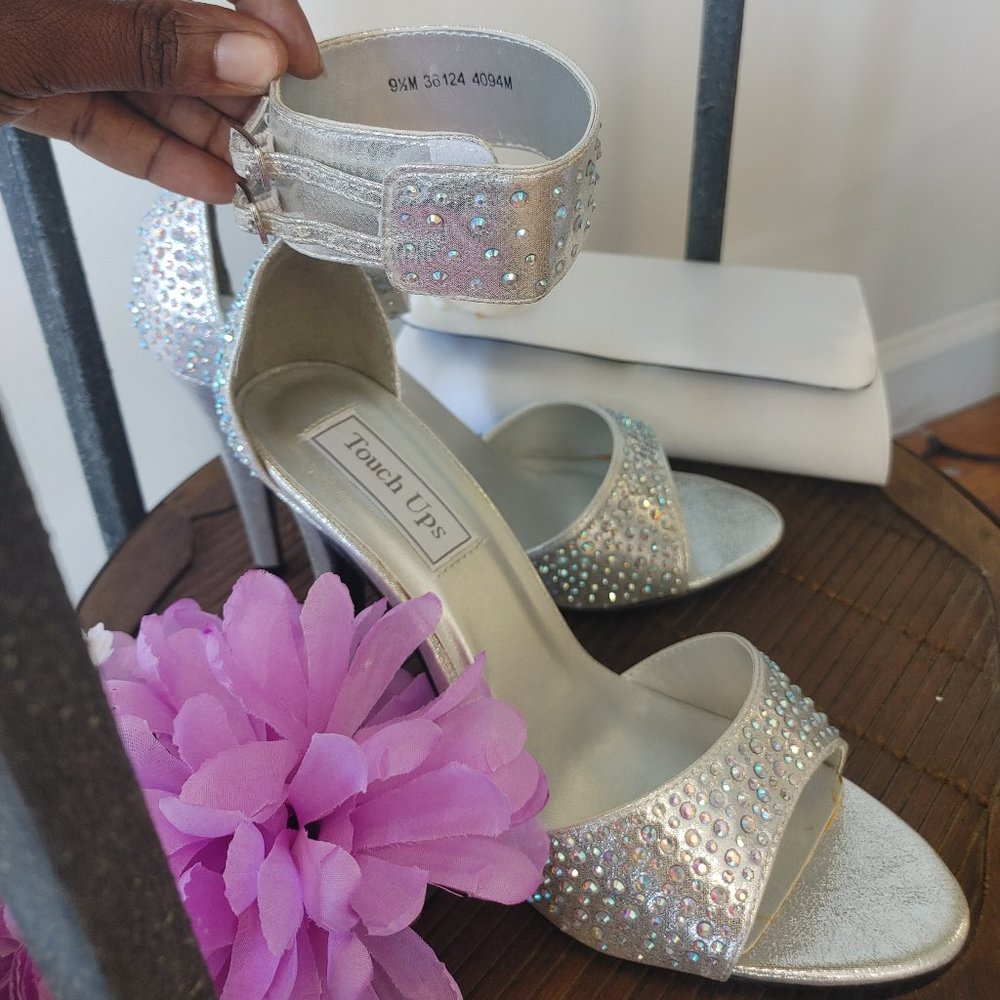 Touch ups Silver shoes